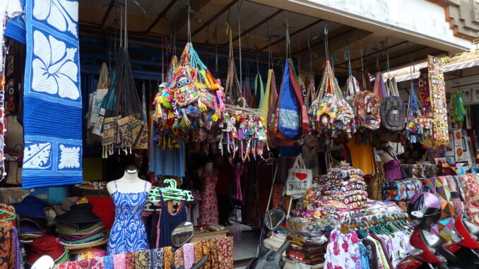 bali old man´s market